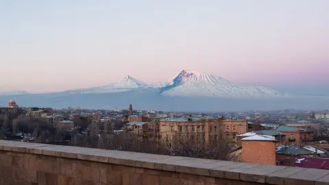 Как получить визу в Армении, если без ВНЖ россиян принимает только одно консульство